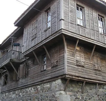 Apartament Lazur *